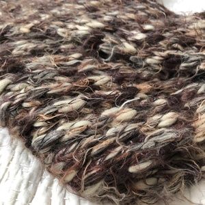SALE ☘️ NORDSTROM THICK BRAIDED LONG KNIT SCARF